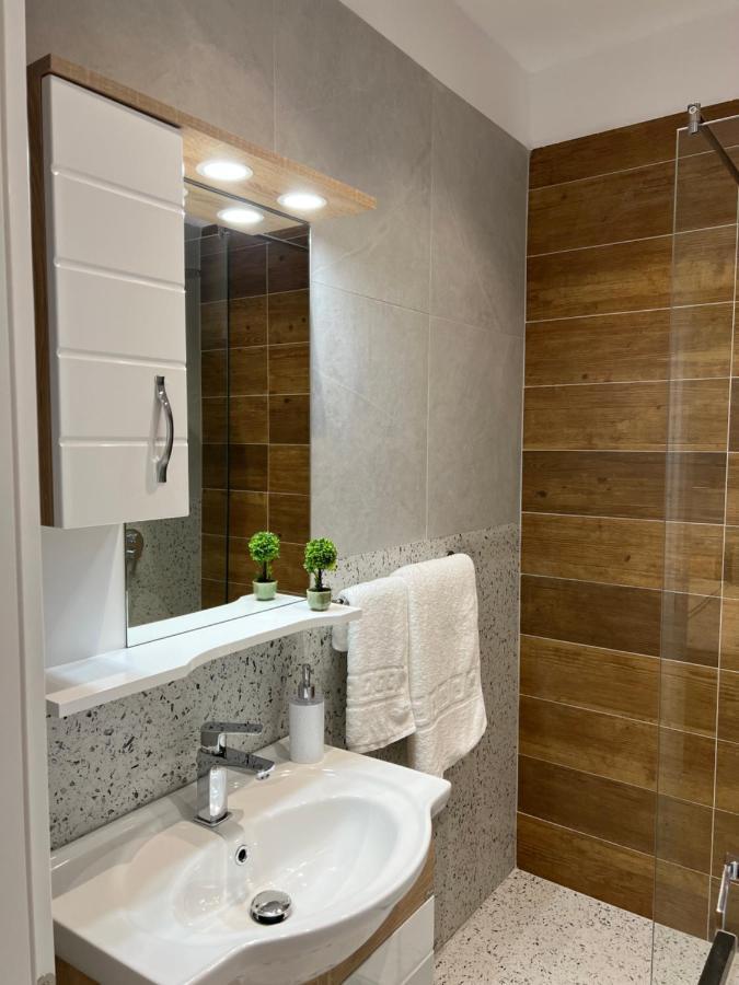 Costa Adriatica Apartments Dıraç Dış mekan fotoğraf