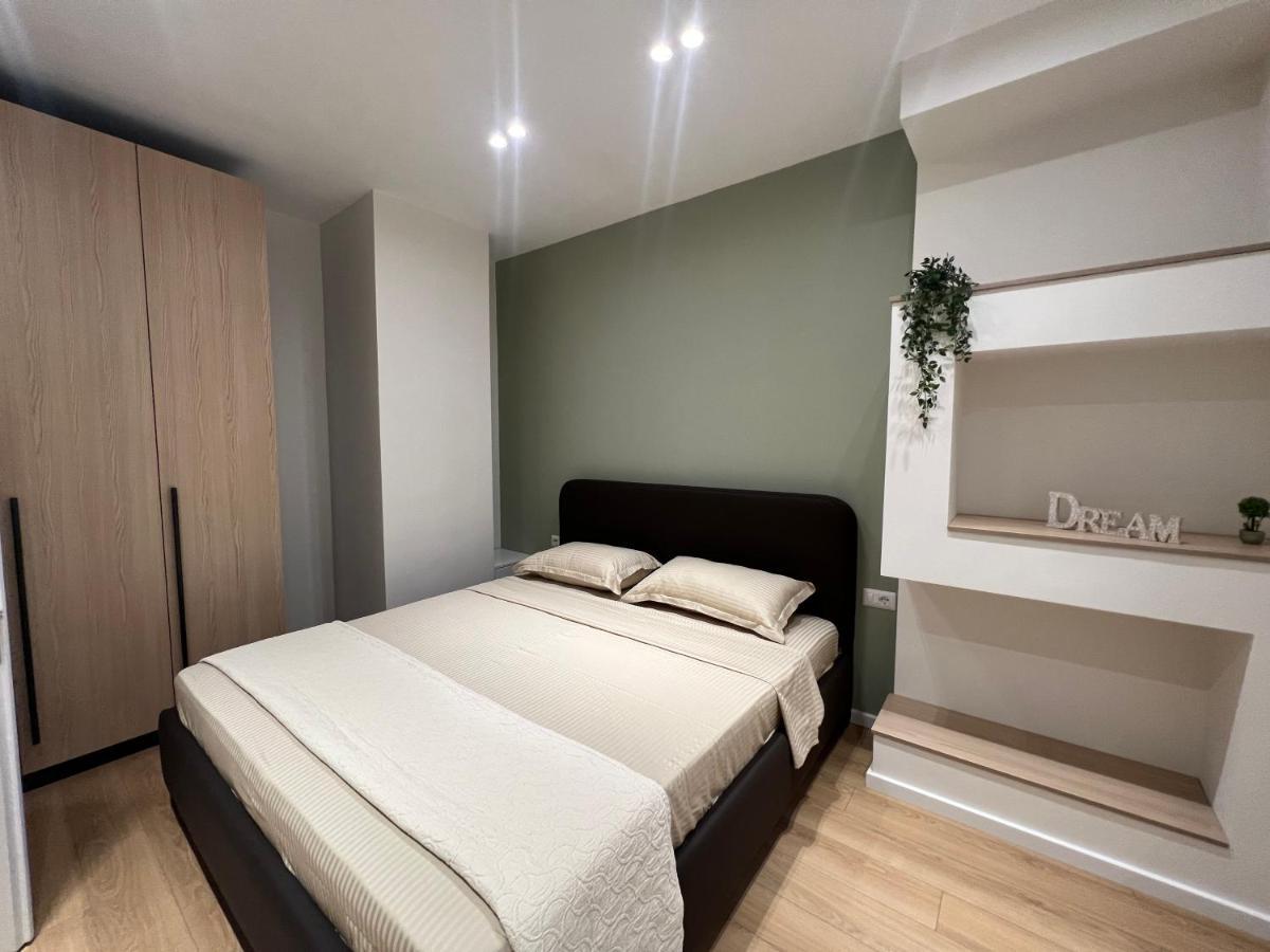 Costa Adriatica Apartments Dıraç Oda fotoğraf